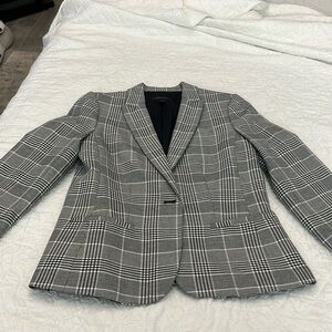 Ladies checkered Blazer